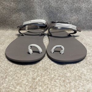 Womens Xero Shoes/Sandals Size 8M in brand new condition